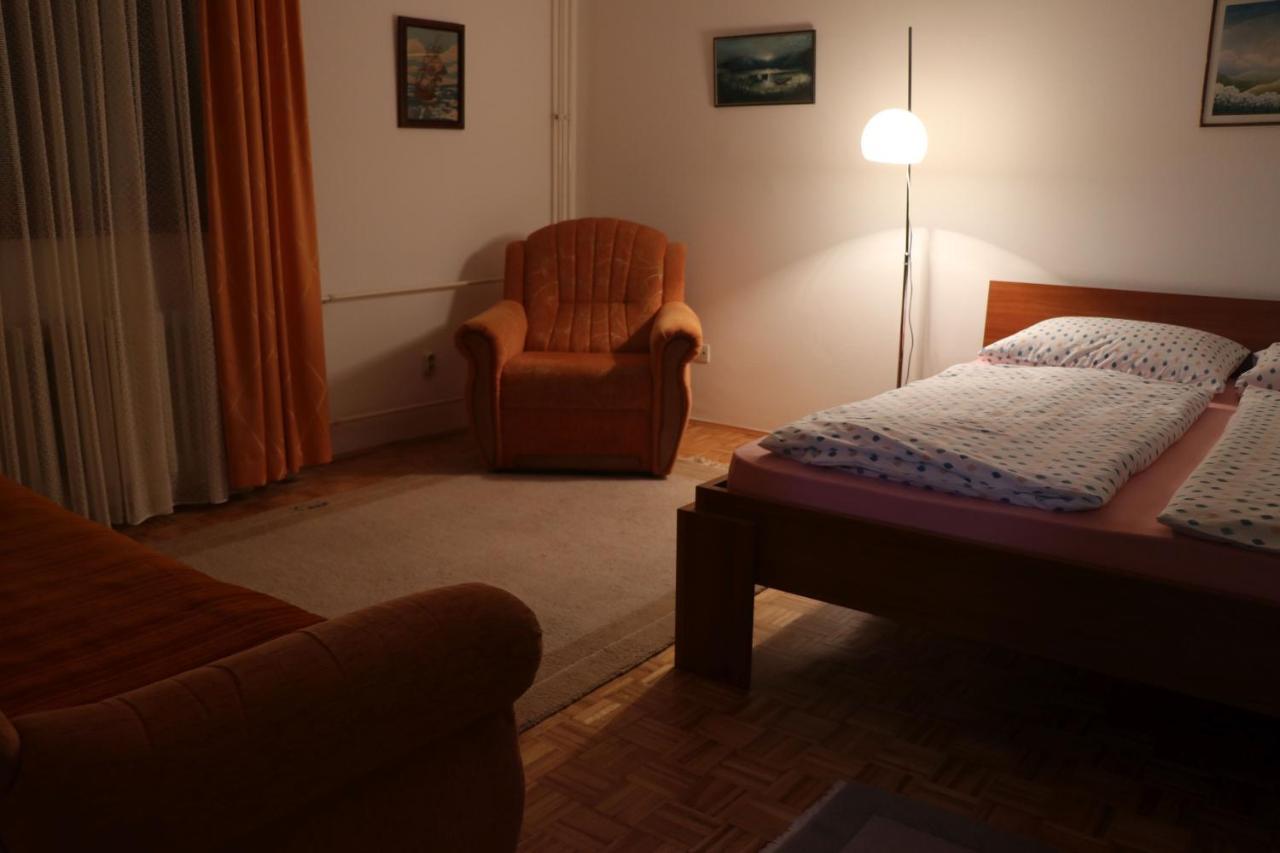 Apartman Una Travnik Bagian luar foto