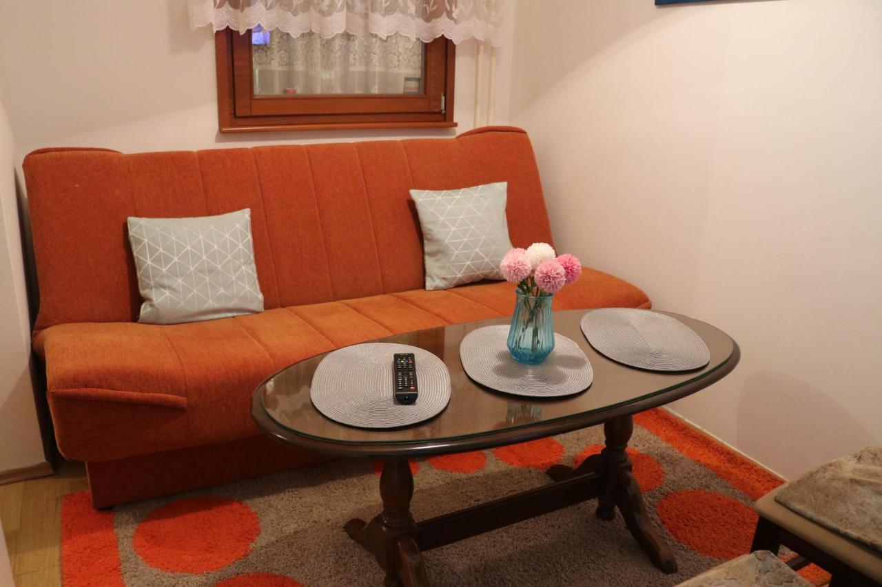 Apartman Una Travnik Bagian luar foto